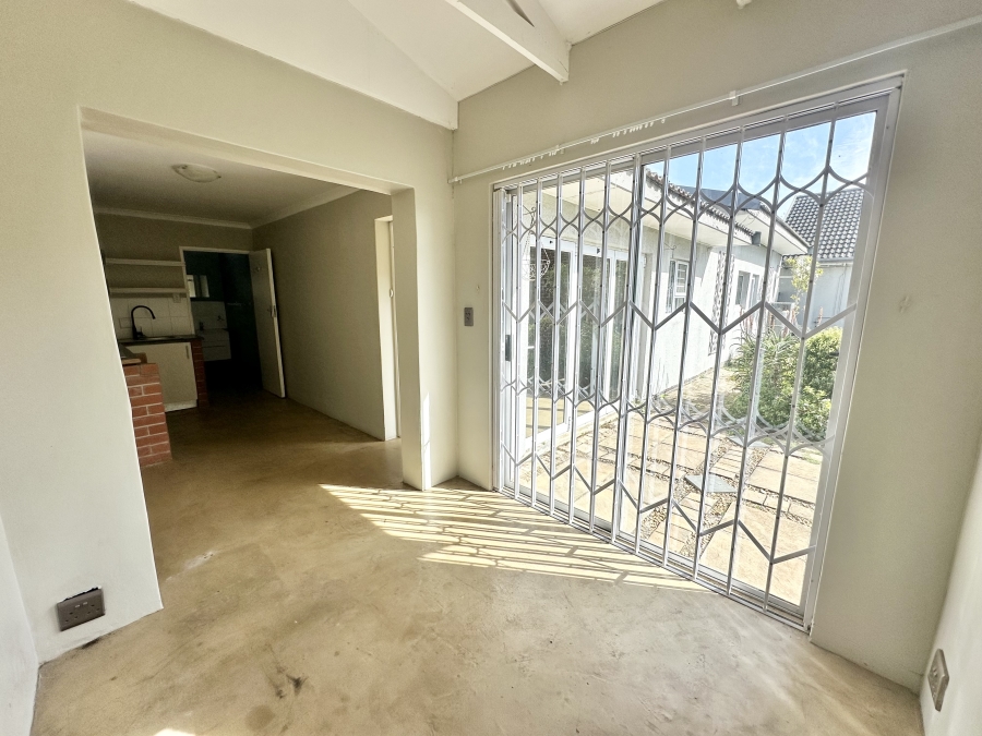 4 Bedroom Property for Sale in Miramar Eastern Cape